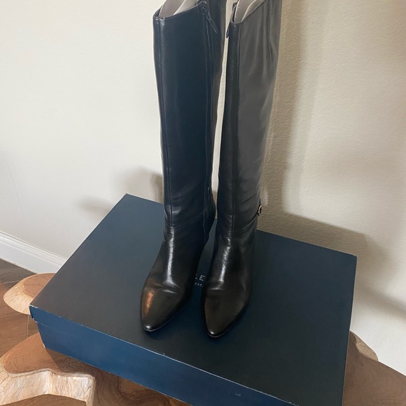 Worn 1x wide calf tall black boots with heel - Picture 3 of 6